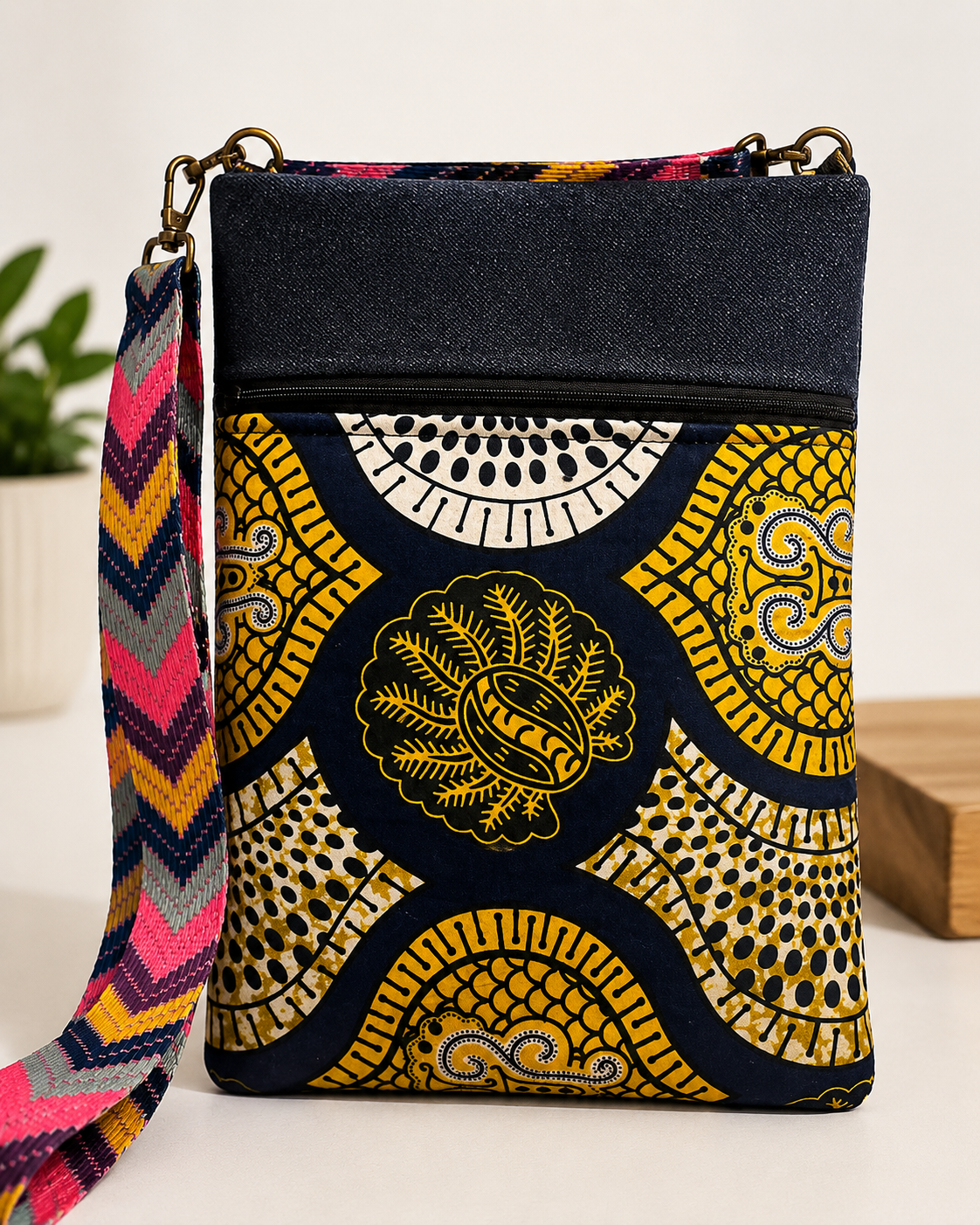 Shoulder Strap/ Crossbag