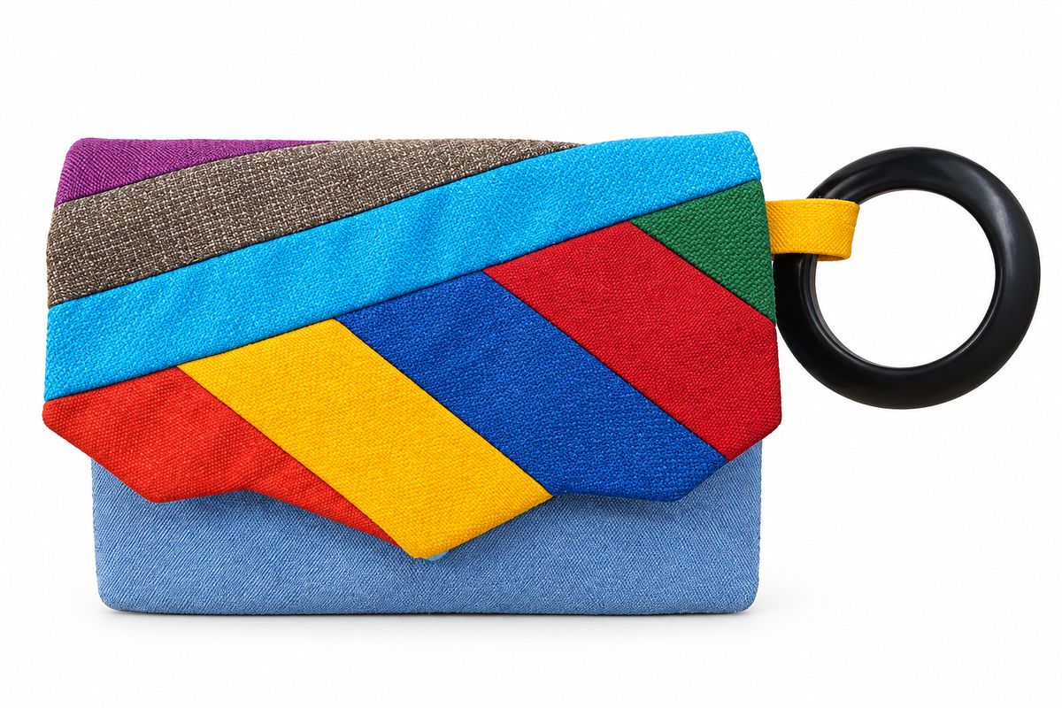 Clutch with Horn Handle